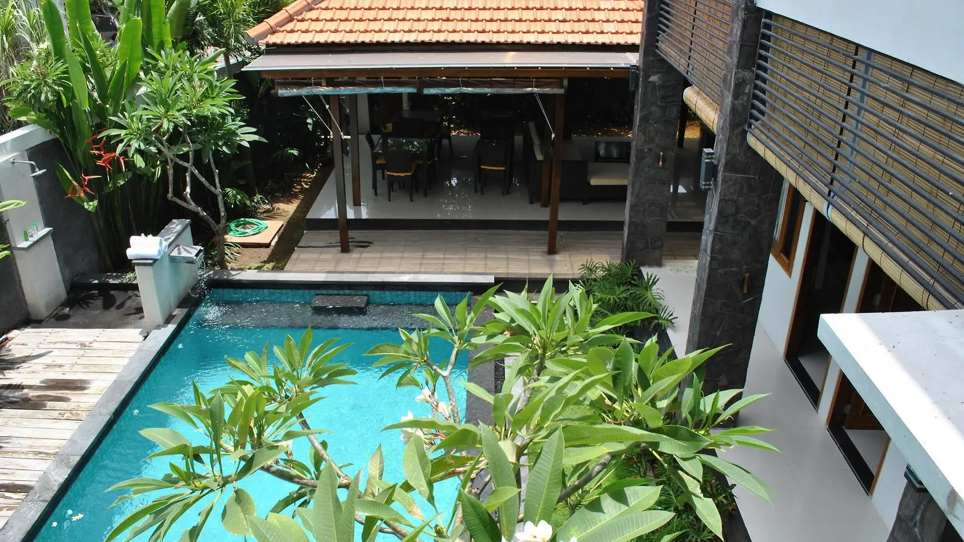 Penzion Kenanga Suites Denpasar