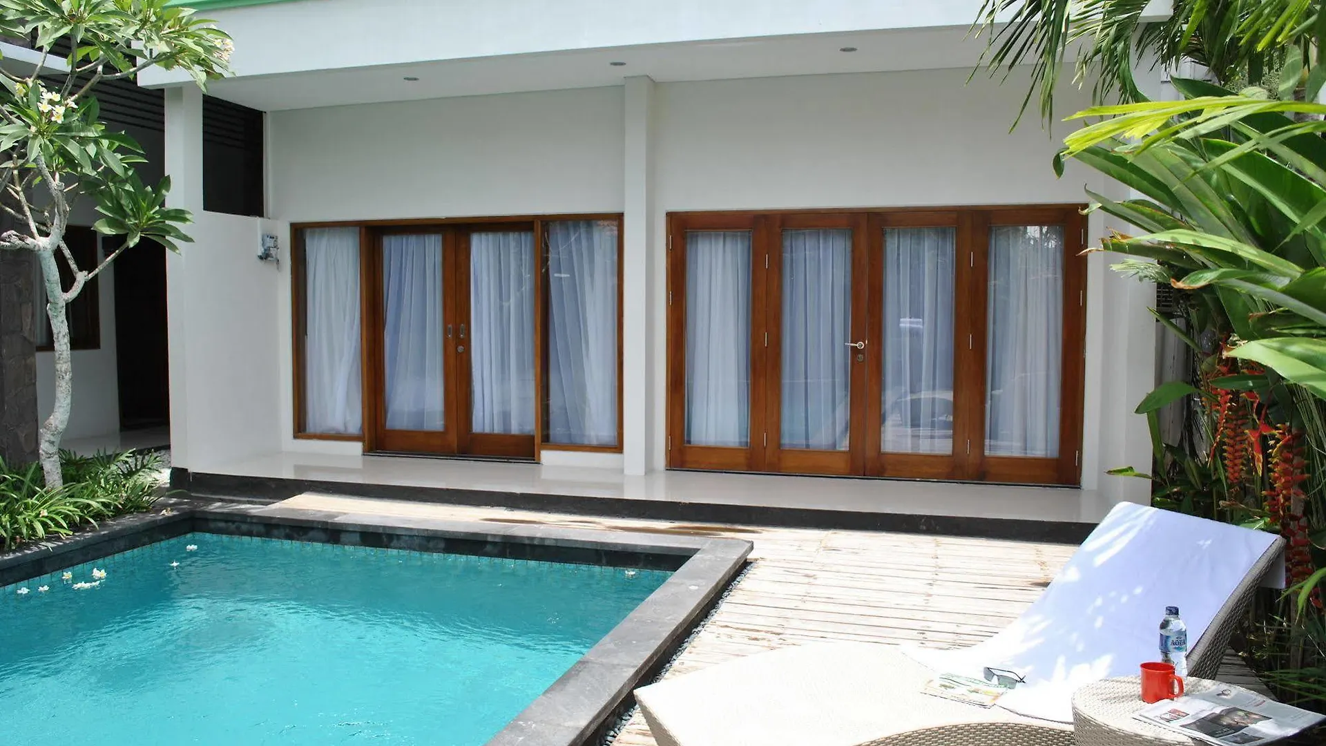 Guest house Kenanga Suites Denpasar